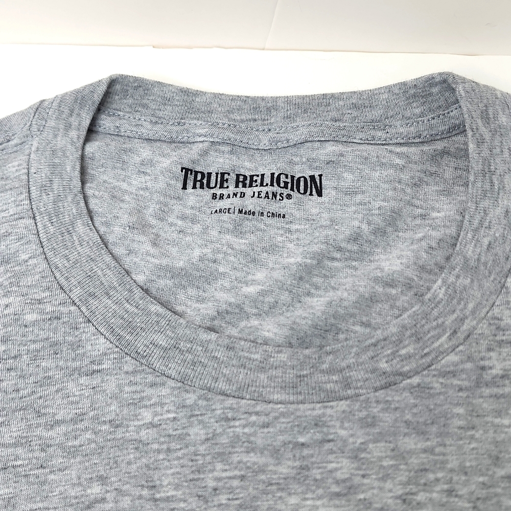 TRUE RELIGION GREY TEE SHIRT - Picture 7 of 9